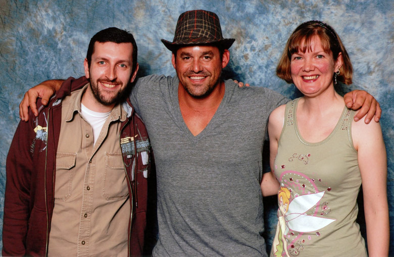 How tall is Nicholas Brendon