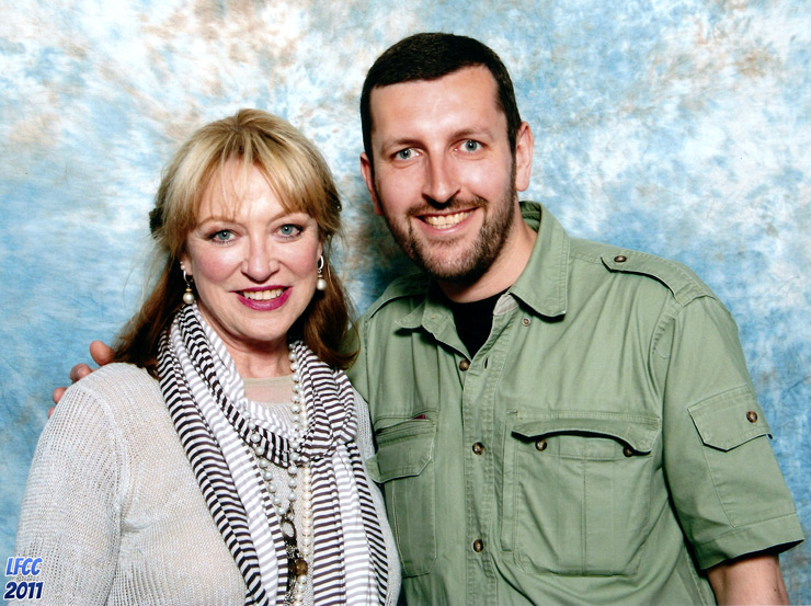 How tall is Veronica Cartwright