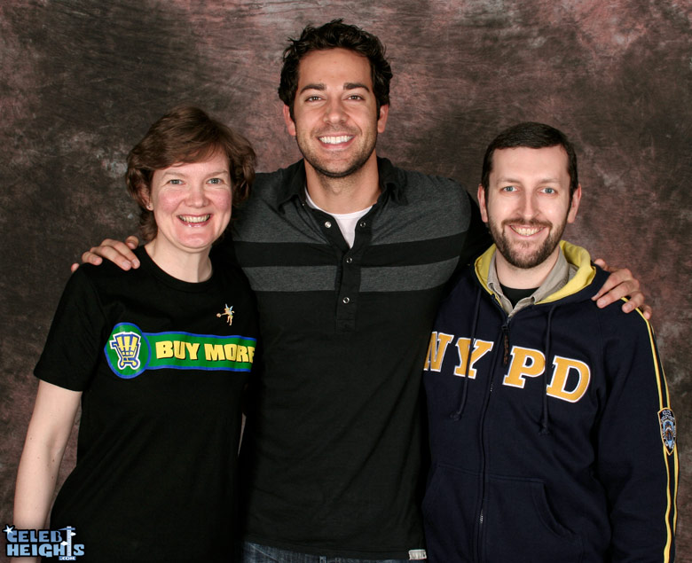 How tall is Zachary Levi