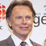 Height of Bruce Greenwood