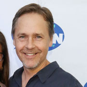 Height of Chad Lowe