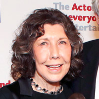 Height of Lily Tomlin