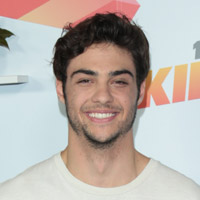 Height of Noah Centineo