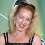 Height of Patricia Wettig