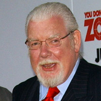 Height of Richard Griffiths