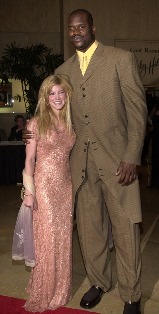 How tall is Crystal Bernard