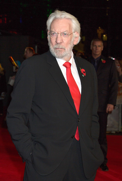 How tall is Donald Sutherland
