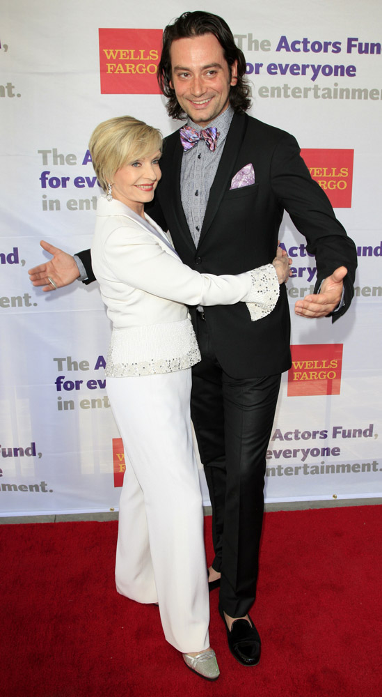How tall is Florence Henderson