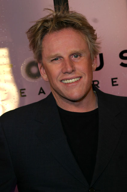 How tall is Gary Busey