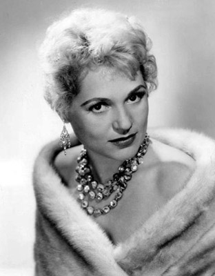 how tall is judy holliday