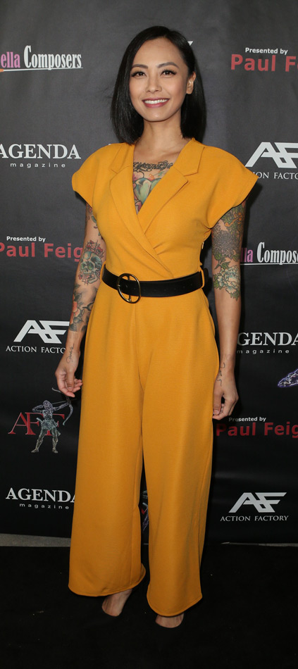 How tall is Levy Tran