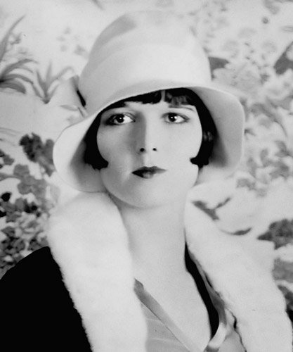How tall was Louise Brooks