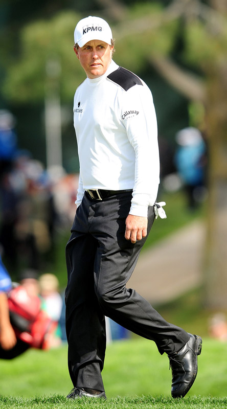 How tall is Phil Mickelson