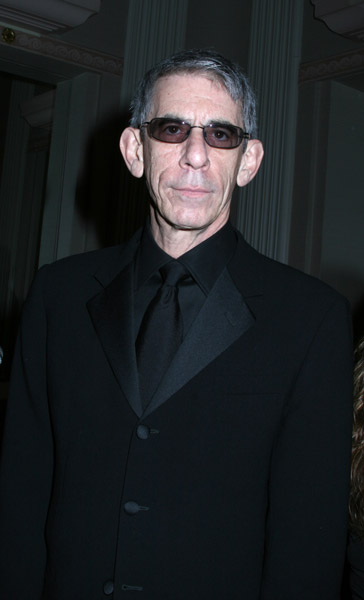 How tall is Richard Belzer