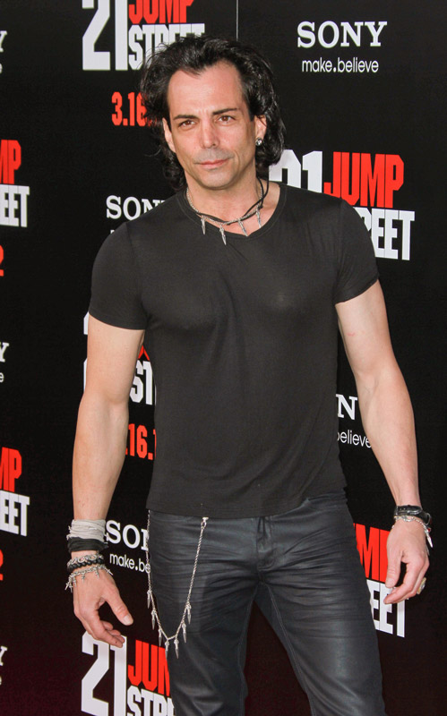 How tall is Richard Grieco