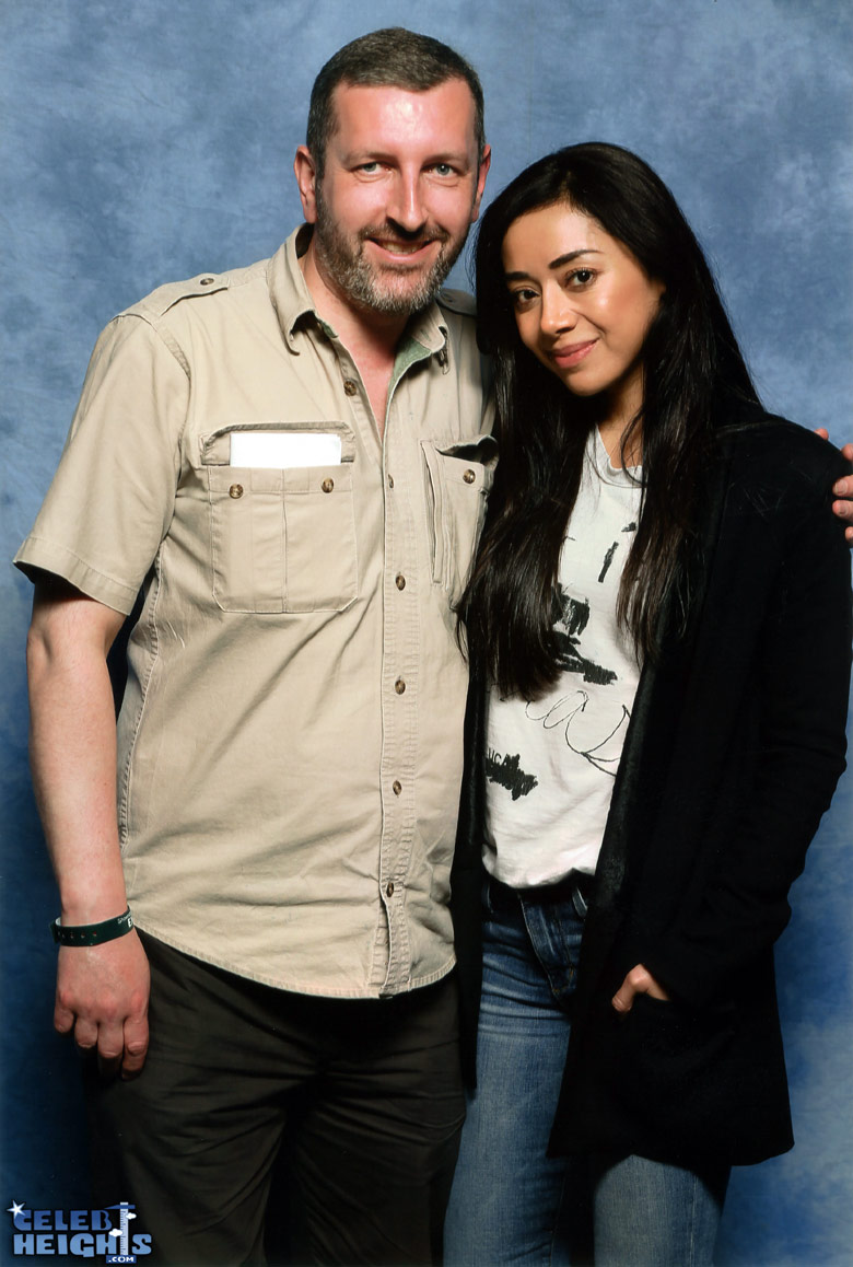 How tall is Aimee Garcia