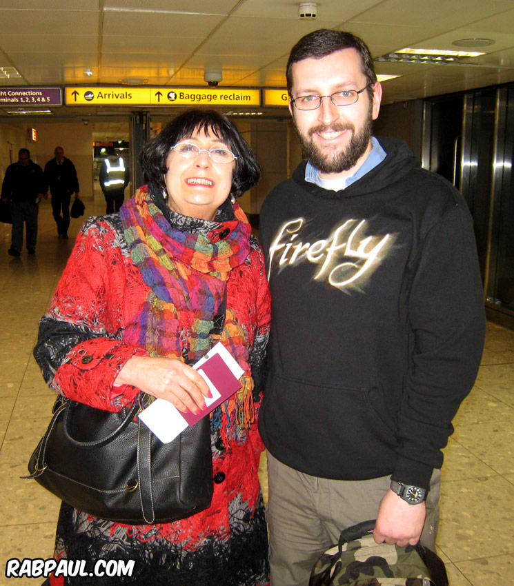 How tall is Anita Manning