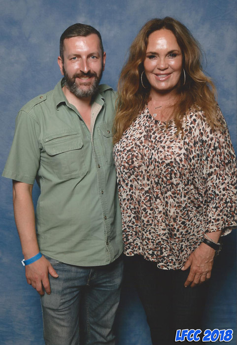 How tall is Catherine Bach