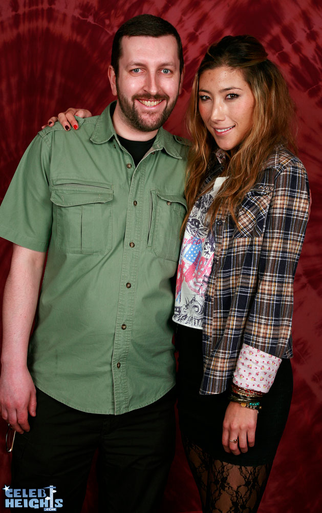 How tall is Dichen Lachman