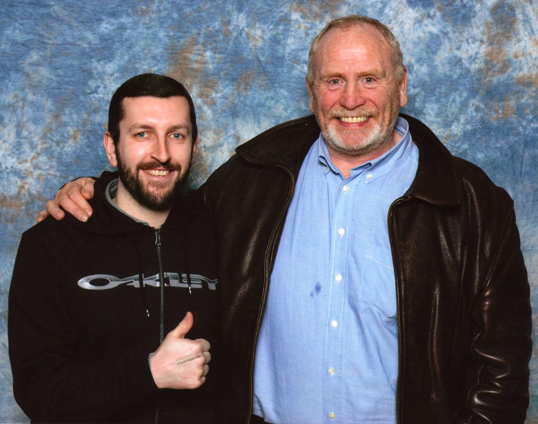 How tall is James Cosmo