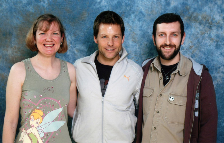 How tall is Jamie Bamber