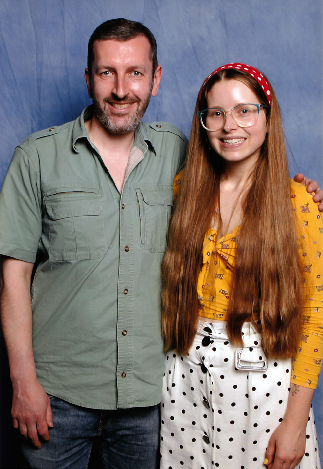 How tall is Jessie Cave