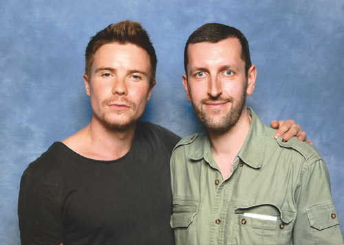 How tall is Joe Dempsie