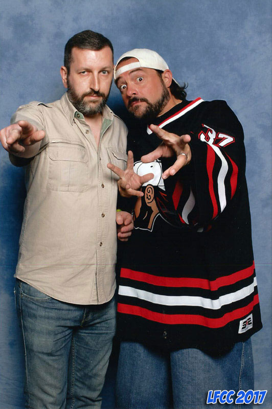 How tall is Kevin Smith