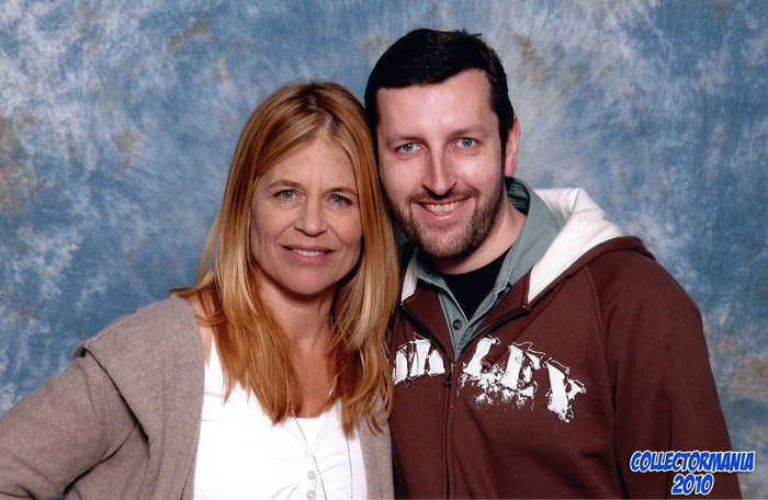 How tall is Linda Hamilton