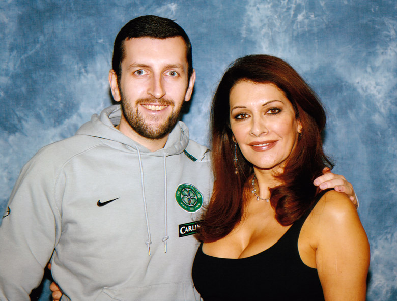 How tall is Marina Sirtis