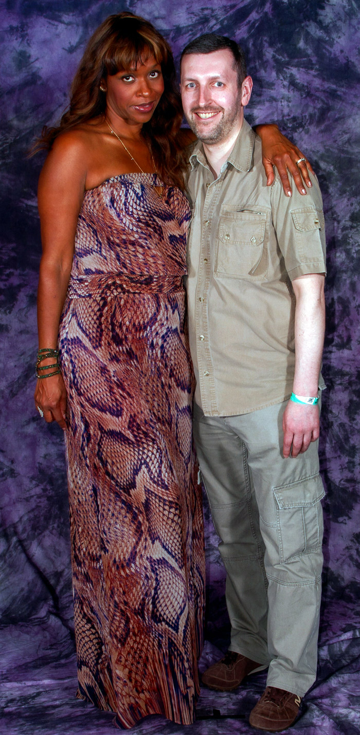 Merrin Dungey MCM Comic Con Convention 2015