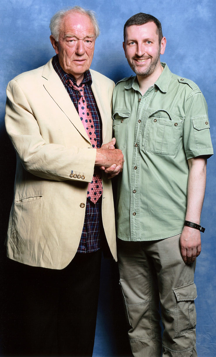 How tall is Michael Gambon