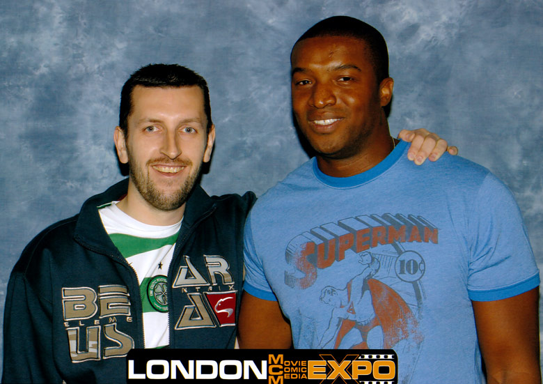 How tall is Roger Cross