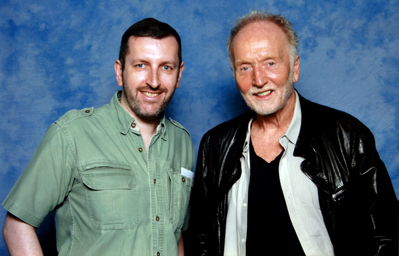 How tall is Tobin Bell