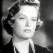 Height of Alexis Smith