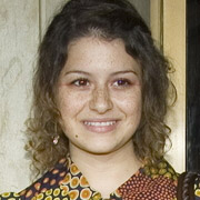 Height of Alia Shawkat