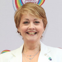 Height of Anne Diamond