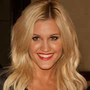 Height of Ashley Roberts