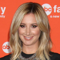 Height of Ashley Tisdale