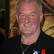 Height of Bernard Hill