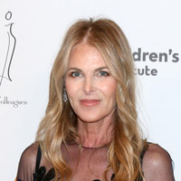 Height of Catherine Oxenberg