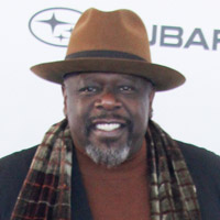 Height of Cedric the Entertainer