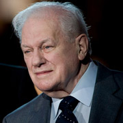 Height of Charles Durning