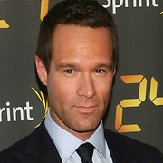 Height of Chris Diamantopoulos