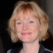 Height of Claire Skinner