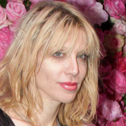 Height of Courtney Love