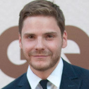 Height of Daniel Bruhl