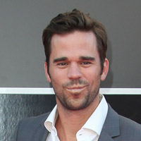 Height of David Walton