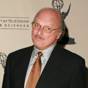 Height of Dennis Franz