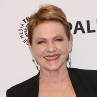 Height of Dianne Wiest